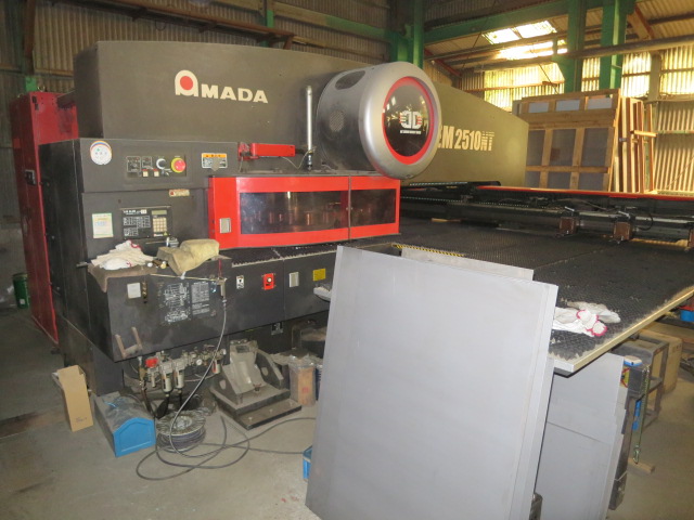 AMADA EM-2510NT 2004Y